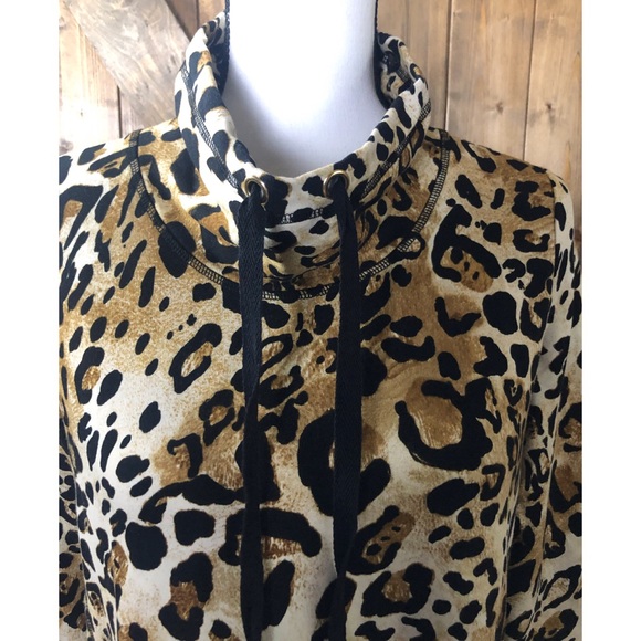 Susan Graver Weekend Print French Terry Tunic - Picture 2 of 5